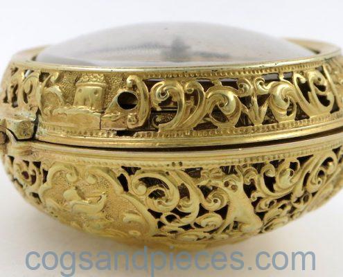 Gold repousse repeater