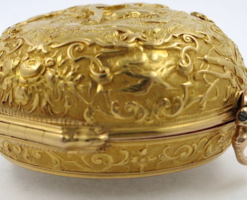 Gold repousse pair cased verge by Kipling, London