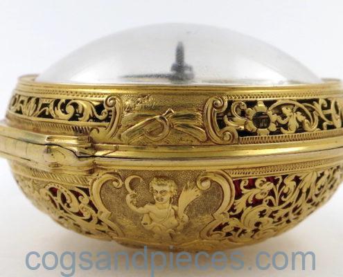Gold repousse repeater