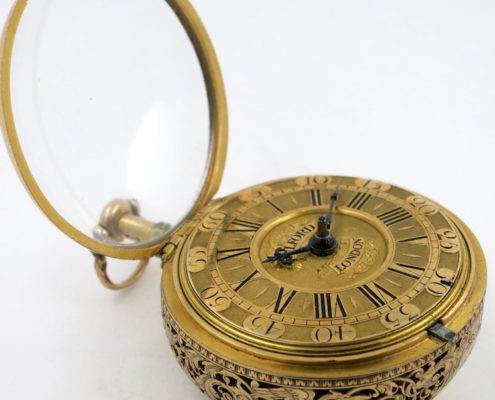Gold repousse repeater
