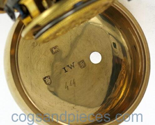 Gold repousse verge