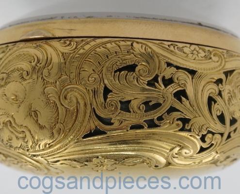 Gold repousse half quarter repeater