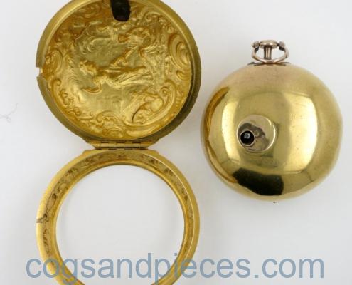 17thc. gold repousse single handed verge