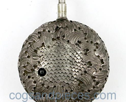 Paris repousse pair case