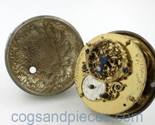 Paris repousse pair case